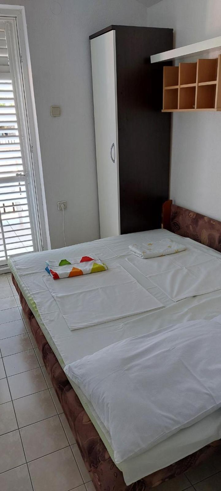 Apartments Iva I Marko 玛里纳 外观 照片